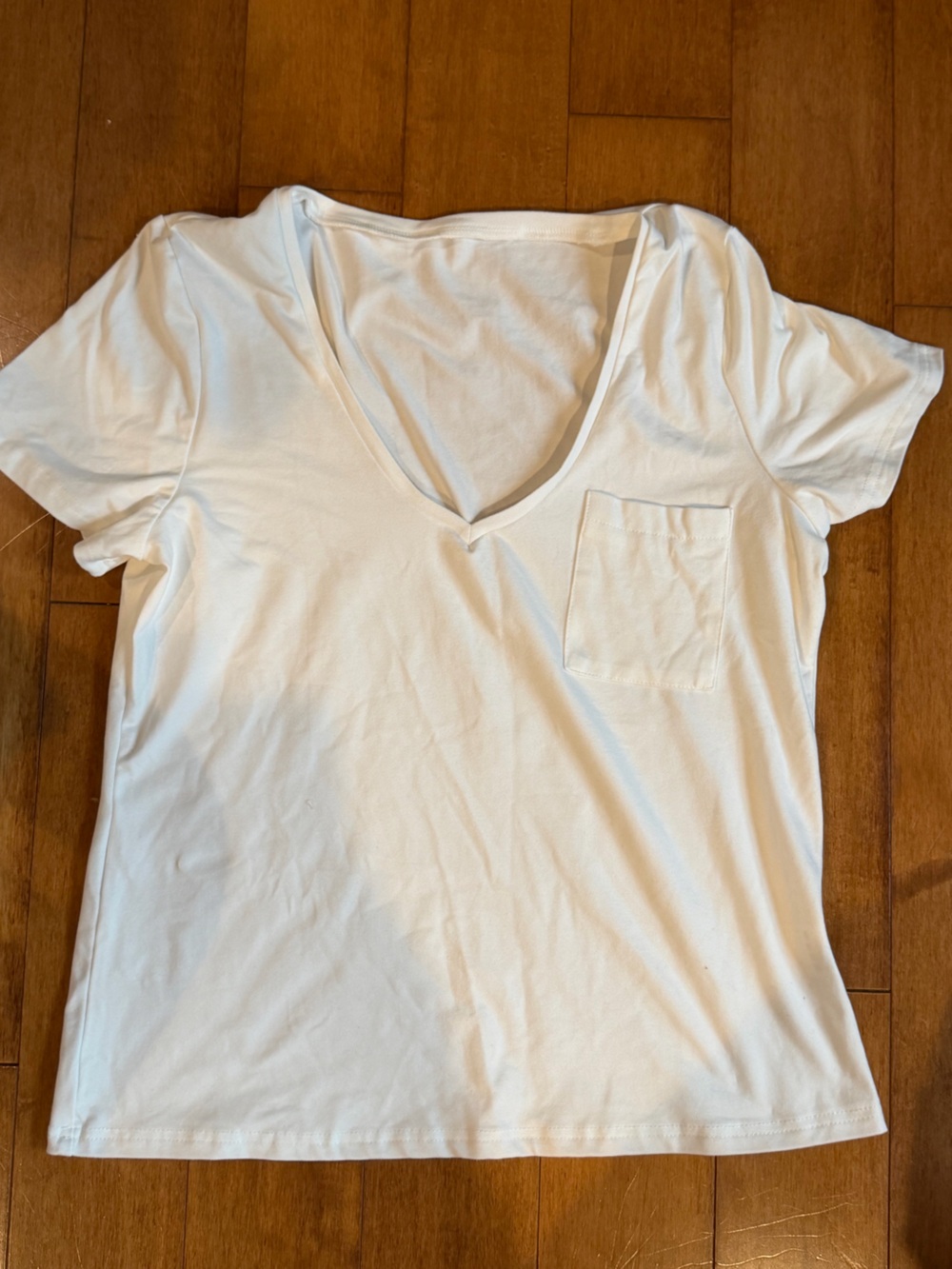 Women’s White Pocket Soft Tee T-shirt never worn